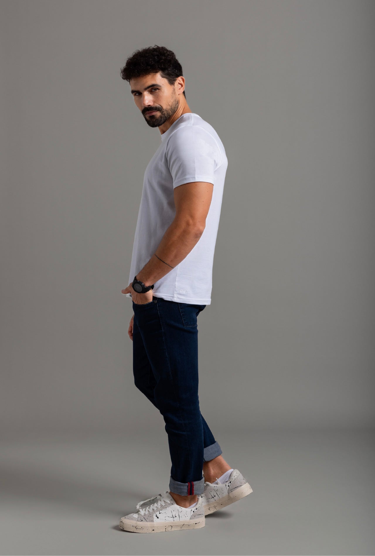 Men’s pima cotton t-shirt side view