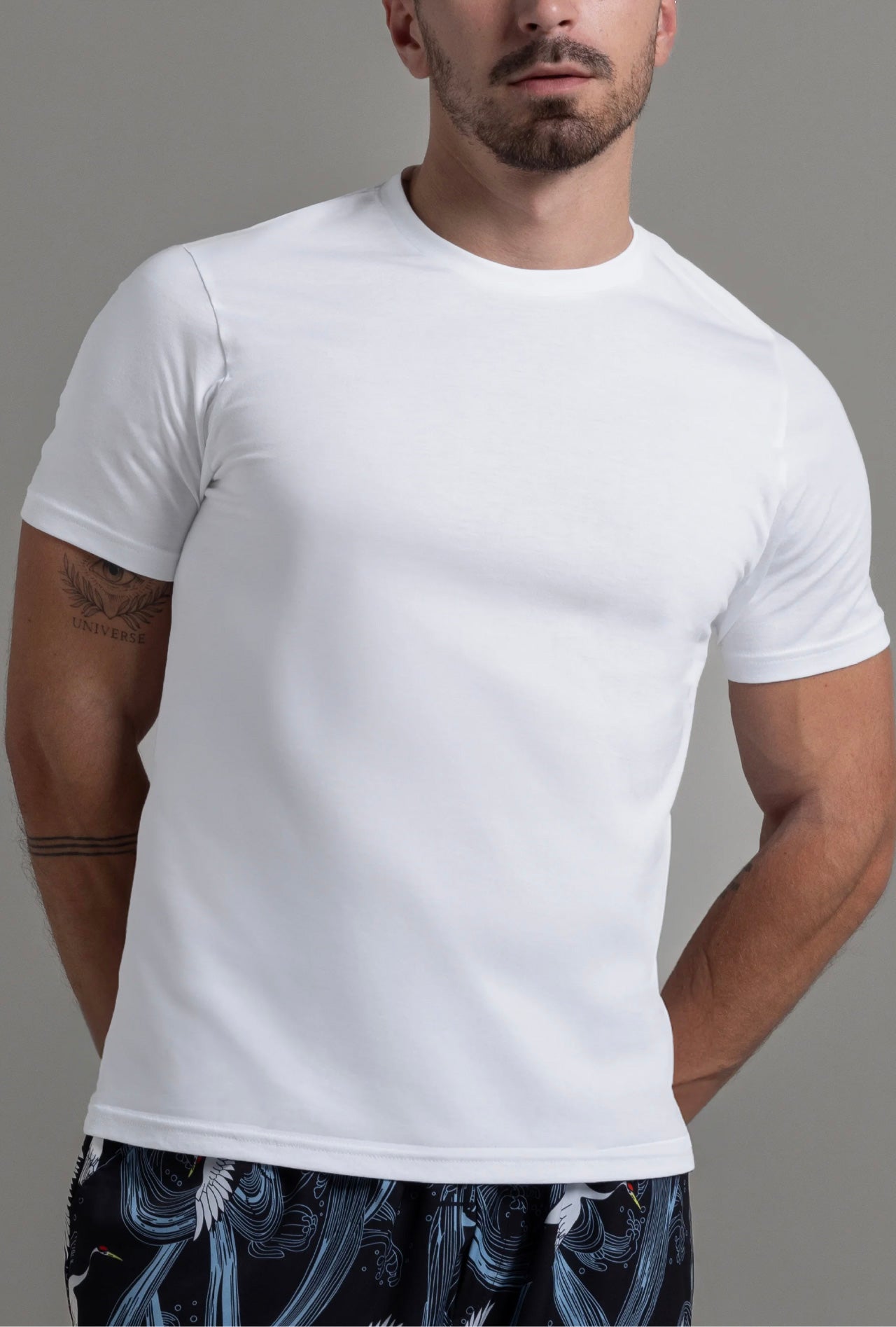 Polar white men’s t-shirt front look
